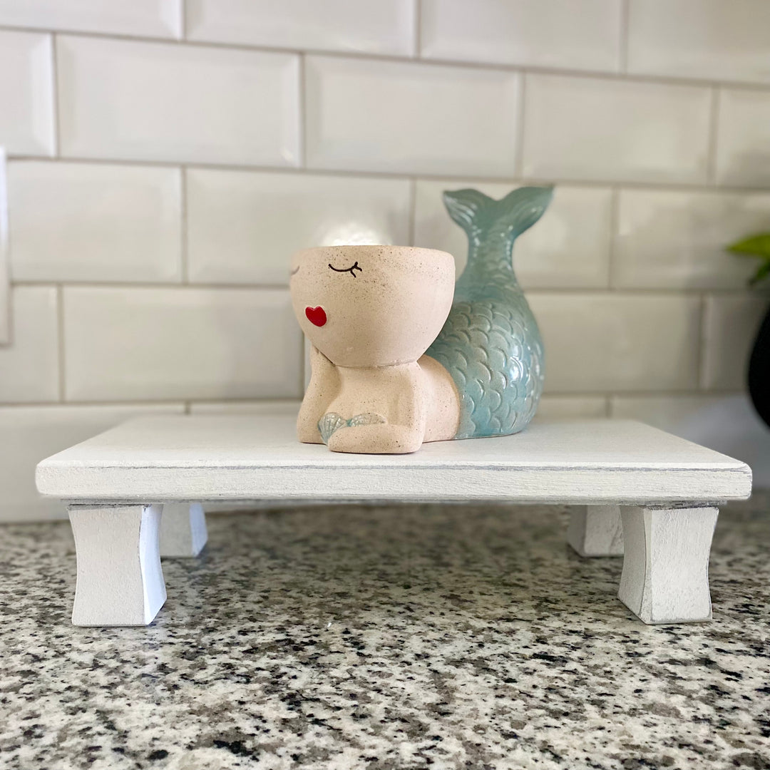 Distressed White Riser