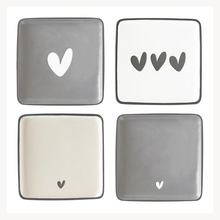 Set/4 Heart Print Appetizer Plates
