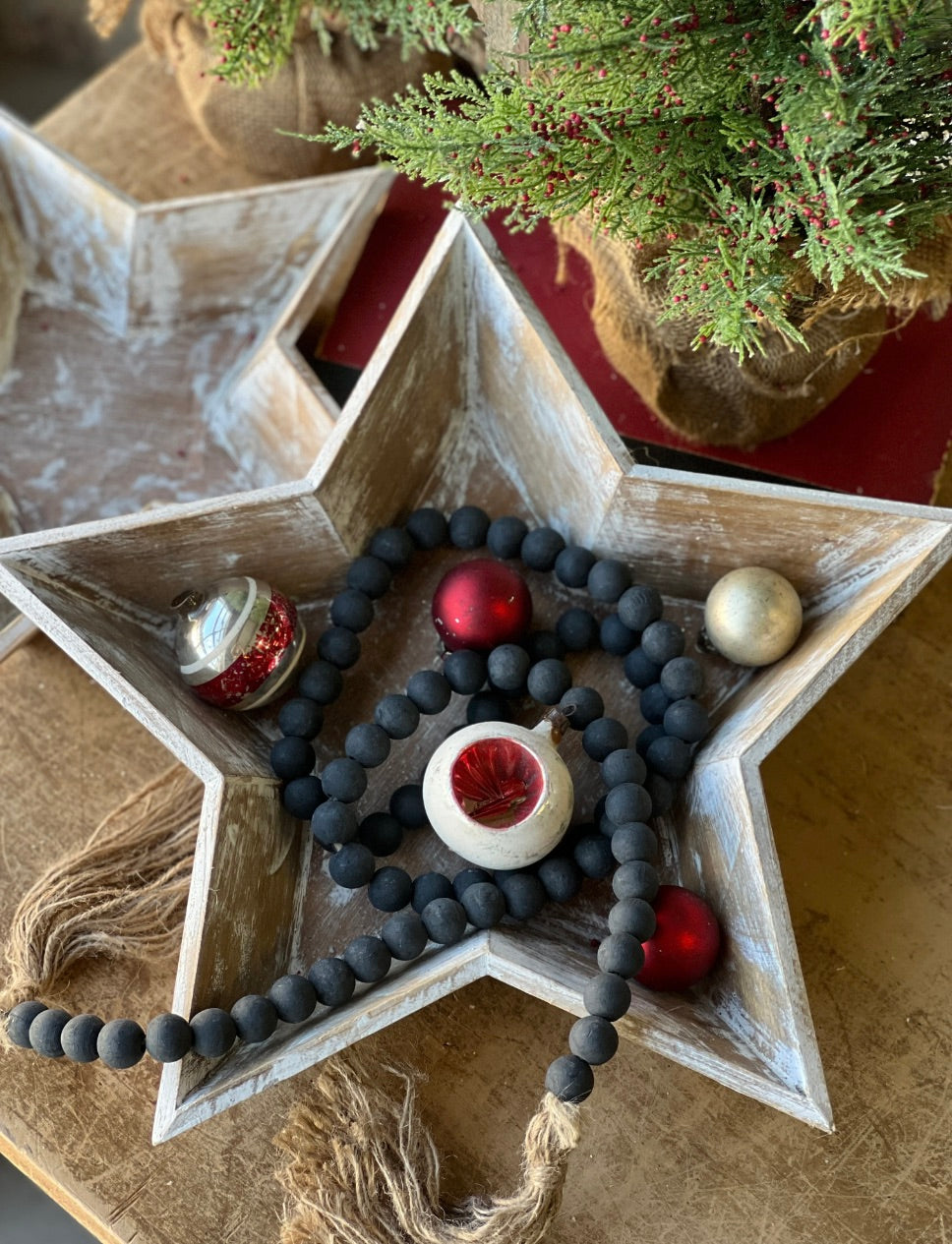 Black Tassel Tied Garland