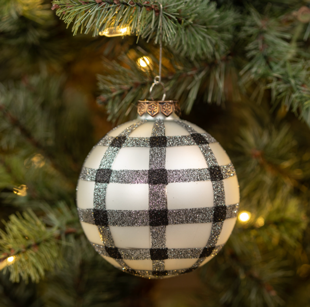 Set/4 White & Black Buffalo Check Ornaments