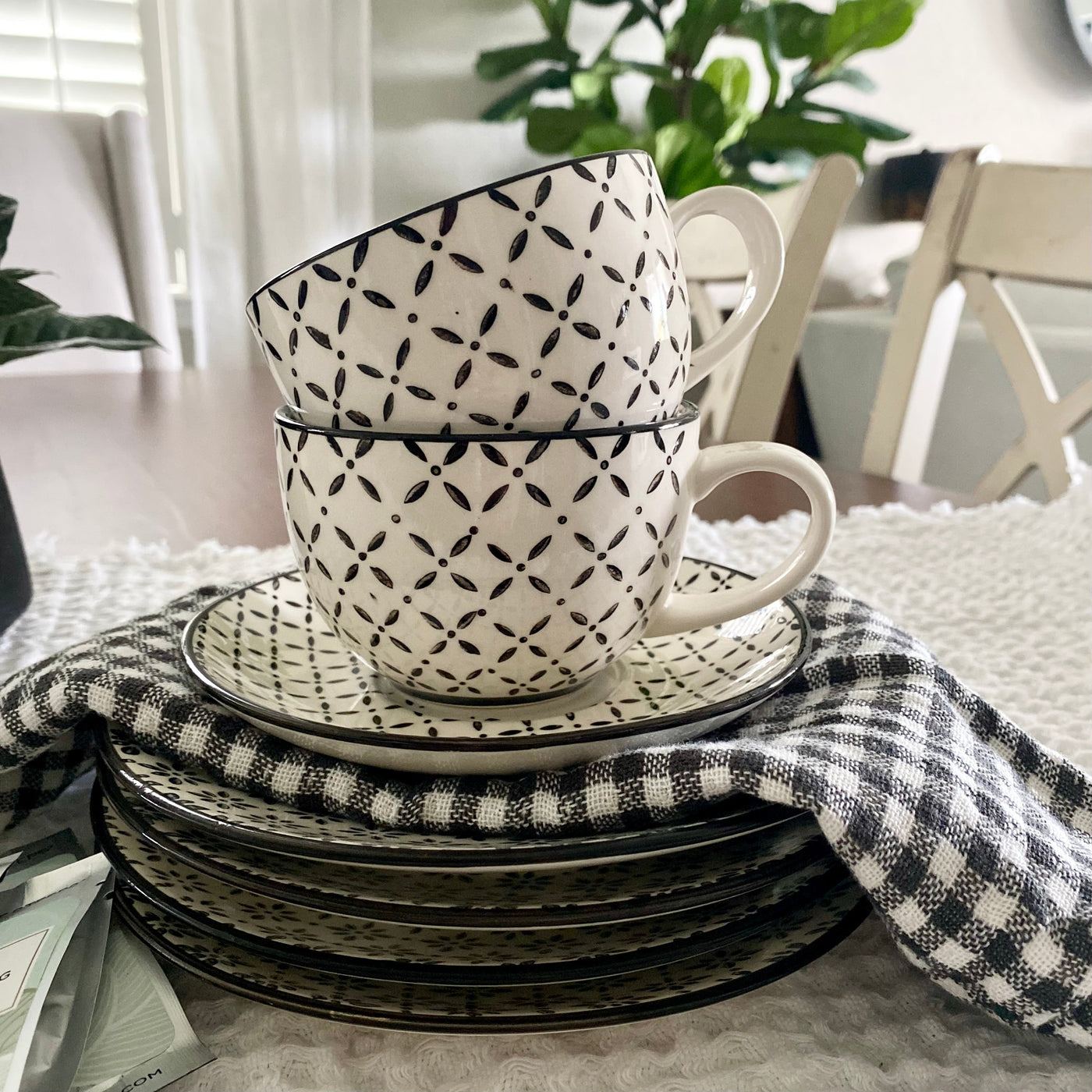 S/2 Norden Pattern Tea Cups & Saucers – Decor By Amanda