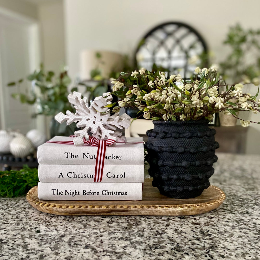 Classic Christmas Stacked Book Set