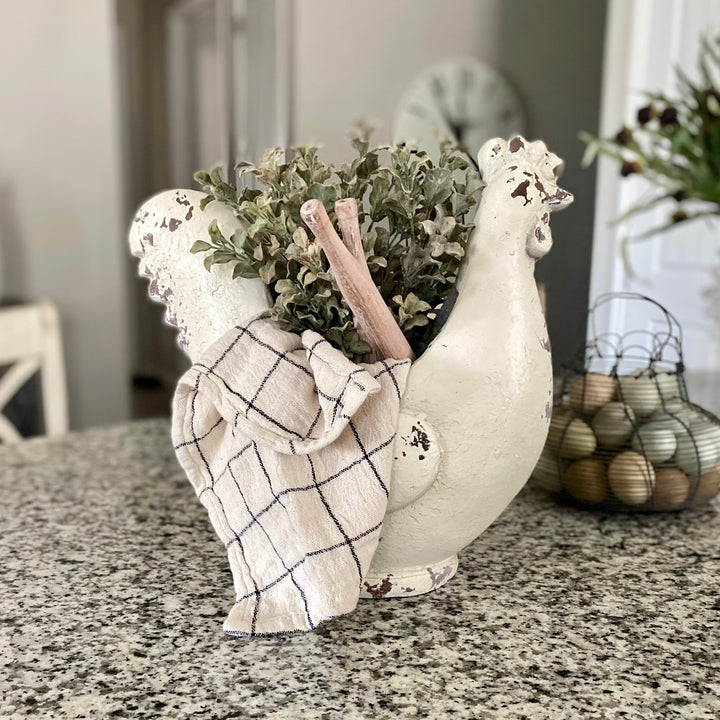 Weathered Hen Planter