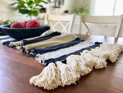 Black & Ivory Table Runners