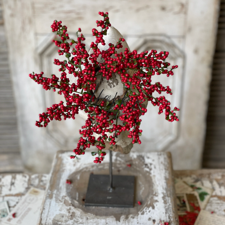 Red Berry Candle Ring