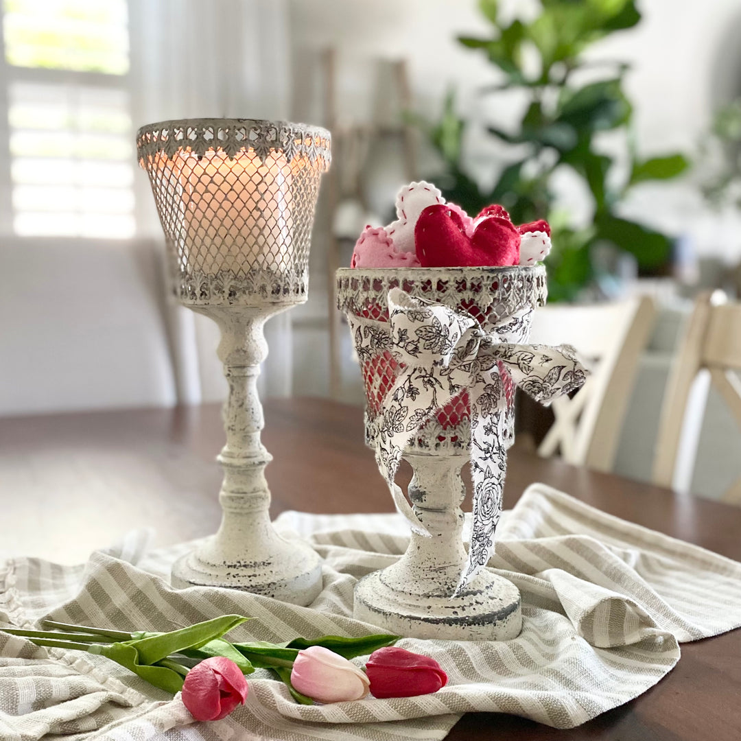 Set/2 Cottage Style Candle Holders