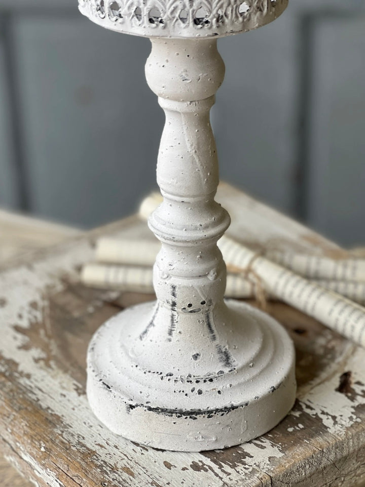Set/2 Cottage Style Candle Holders