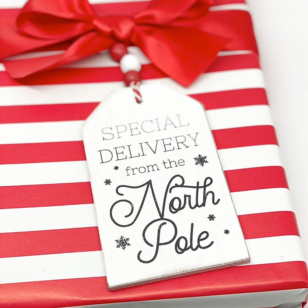 Set/2 Wooden Gift Tag Ornaments