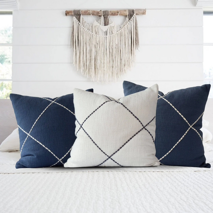 Set/2 Criss Cross Embroidered Pillow Covers