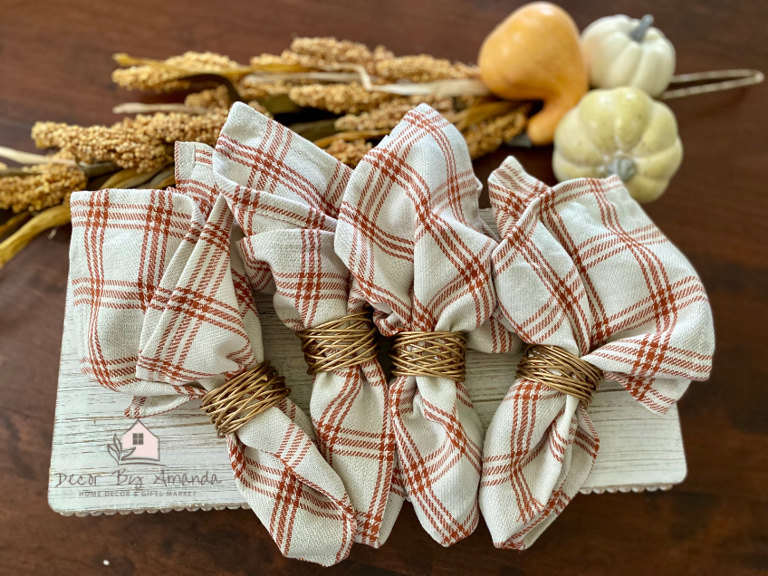 S/4 Plaid Pattern Napkins